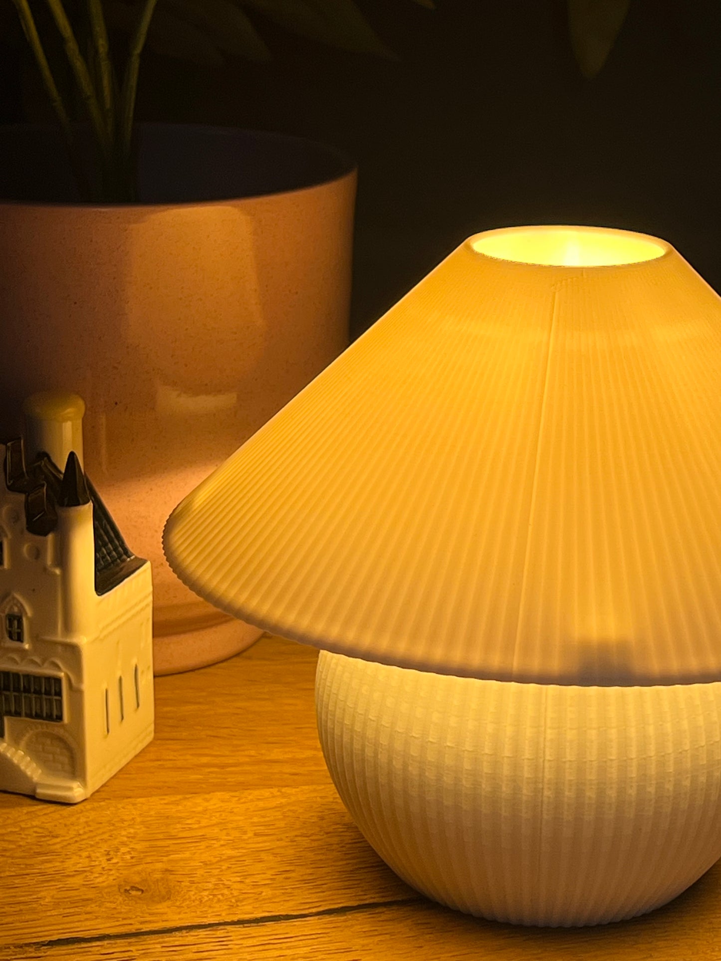 Novi lamp